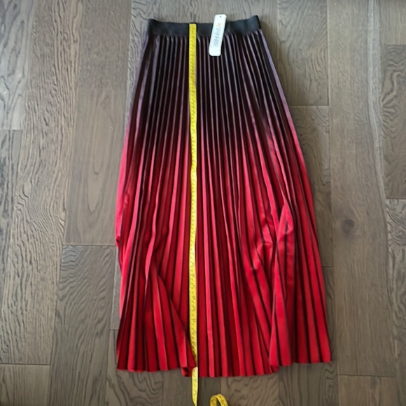 Spanner skirt - Picture 3 of 9